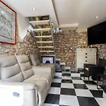 2 Bedroom Awesome In Barban Nyaraló *